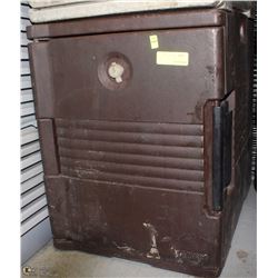 CAMBRO INSULATED HOT FOOD TRANSPORTERS