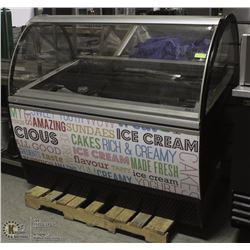 GELPRO ICE CREAM COOLER 5' HAS 3 PHASE POWER,