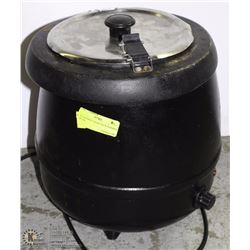 39) GLENRAY 1021803 SOUP WARMER W/ LID