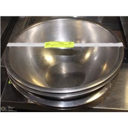 LOT OF TEN 11" STAINLESS STEEL BOWLS