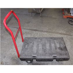 RUBBERMAID COMMERCIAL FLATBED HAND TRUCK