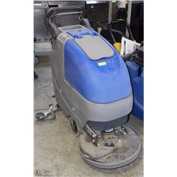 WINDSOR COMMERCIAL BATTERY DRIVEN VACUUM