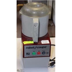 90)ROBOT COUPE R2NCLR FOOD PROCESSOR
