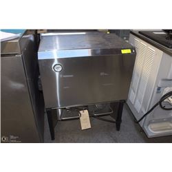 63) SILVER KING SK10MAJ MAJESTIC SERIES MILK