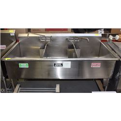 STAINLESS STEEL TRIPLE SINK WITH DOUBLE FAUCETS
