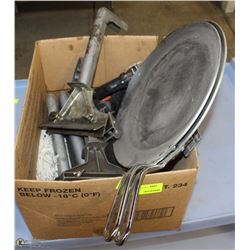 LOT OF GRILL PLATES, SCRAPERS AND 3 CREPE SKILLETS