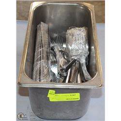 LOT OF ASSORTED CUTLERY