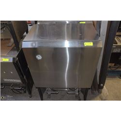 SILVERKING BEVERAGE COOLER/DISPENSER 40 X 27 X 18