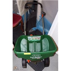 SCOTTS TURF BUILDER DLX FERTILIZER SPREADER