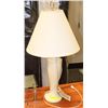 Image 1 : TABLE LAMP