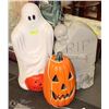 Image 1 : 3 HALLOWEEN DISPLAY FIGURES - GRAVESTONE, GHOST &
