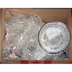 ESTATE BOX OF CRYSTAL AND CUT GLASS