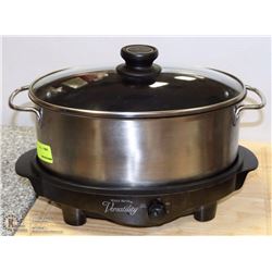 WESTBEND SLOW COOKER