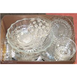 BOX WITH ESTATE ASSORTED CUT GLASS