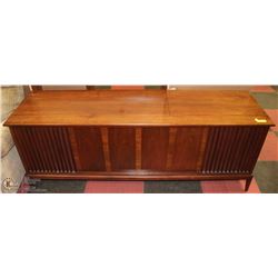 VINTAGE TELEFUNKIN 72X19.5X27"H CONSOLE STEREO