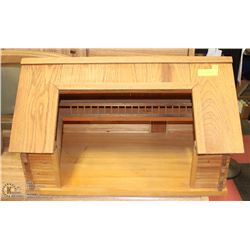 HANDMADE RANCH HOUSE. 28"X17"X16"H