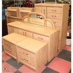 LARGE OAK TONE BEDROOM SUITE
