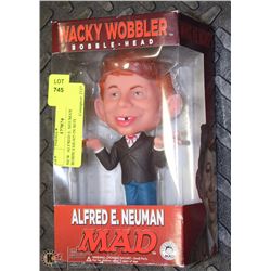 NEW  ALFRED E. NEUMAN BOBBLEHEAD IN BOX