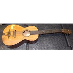 VINTAGE FOLK GUITAR