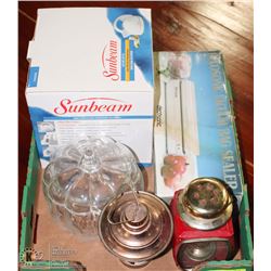 ESTATE BOX WITH SUNBEAM KETTLE AND ASST LANTERNS