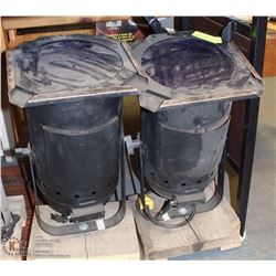 2 BLACK PAR 64-500 WATT STAGE LIGHTS ON STANDS