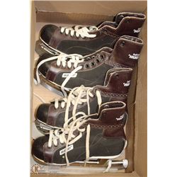 2 PAIR OF VINTAGE BAUER SKATES (BOYS YOUTH SIZE)