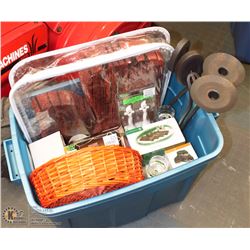 HALLOWEEN PARTYLITE & SPOOKY VILLAGE