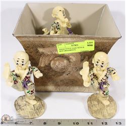 ASIAN STYLE VASE WITH KUNG FU BOY ORNAMENTS