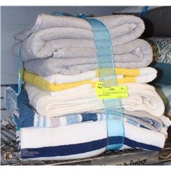 7 X-TRA LARGE ASSORTED COLOURS BATH TOWELS