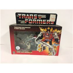 VINTAGE Transformers G1 SNARL w box vintage dinobots 1984