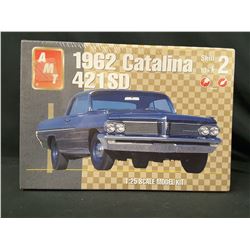 AMT 1962 Catalina 421 SD Car Model Kit (UNBUILT IN BOX)