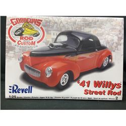 Revell '41 Willys Street Rod Good Guys Rod & Custom Assoc.(UNBUILT IN BOX) 1:25 Scale