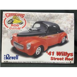 Revell '41 Willys Street Rod Good Guys Rod & Custom Assoc.(UNBUILT IN BOX) 1:25 Scale