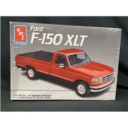 AMT/ERTL 1992 F-150 XLT PICKUP TRUCK 1/25 Model Car Mountain KIT (UNBUILT IN BOX)