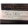 Image 2 : GORDIE HOWE AUTOGRAPHED FRAMED PHOTO