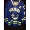 Image 2 : OFFICIAL VANCOUVER CANUCKS HOCKEY JERSEY RYAN KESSLER