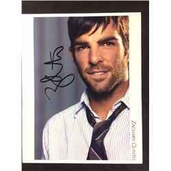  Zachary Quinto signed 8 x 10 photo