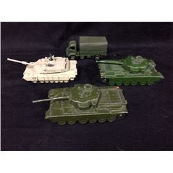 VINAGE DINKY AND CORGI 1:12 SCALE TANKS LOT