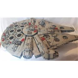 Lego Millenium Falcon  10179 complete