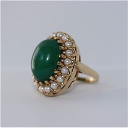 10KT Yellow Gold Chrysoprase and Cultured Pearl Dinner Ring