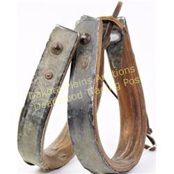 Early pair bentwood stirrups matching, show good condition.  Est. 25-50