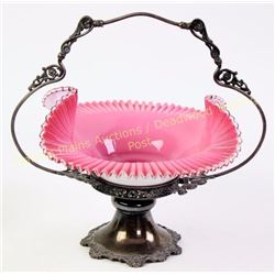 Ruffled edge Victorian brides basket bowl in its original silverplate frame. Fine condition, NO chip