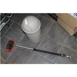 GARBAGE CAN AND CAR WASH WAND