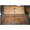 Image 2 : WOOD 4X2 TOOL CHEST WITH HASP