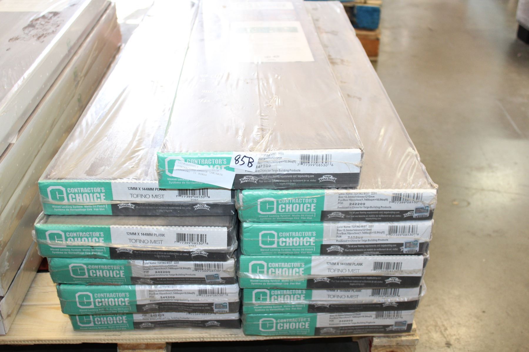 Contractors Choice Laminate Flooring 11 Boxes