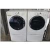 Image 1 : KENMORE WASHER AND DRIER WITH PEDESTALS, WORKING