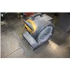 Image 1 : MICRO SHOP VAC AND MAKITA CHOPSAW