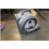 Image 2 : MICRO SHOP VAC AND MAKITA CHOPSAW