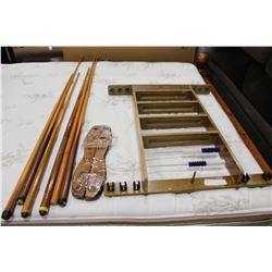 POOL CUES AND RACK