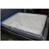 Image 1 : FLOOR MODEL BEAUTYREST HARMONY QUEENSIZE MEDIUM SOFT MATTRESS, RETAIL $1199